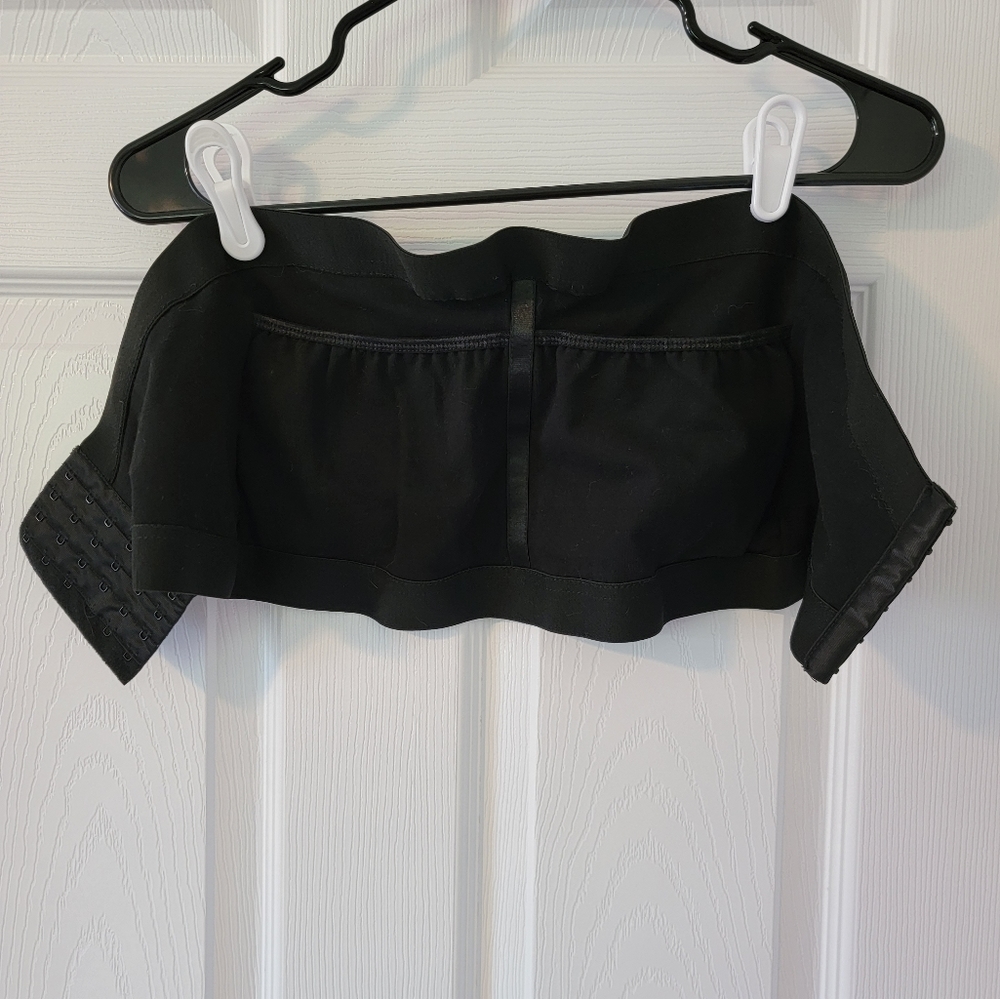 Hands Free Pumping Bra